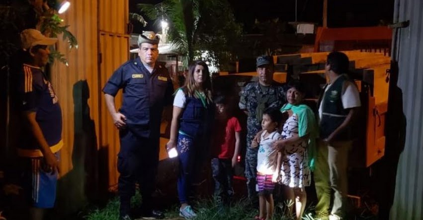 Escuela de Puerto Maldonado recibe donación de madera incautada Escuela de Puerto Maldonado recibe donación de madera incautada