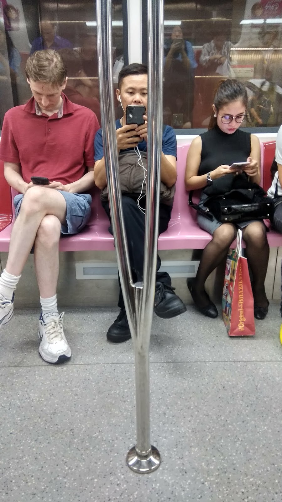 seharian di singapore, 24 jam di singapore, singapore 2018, jalan-jalan ke singapore, belanja di singapore, singapore great sale,