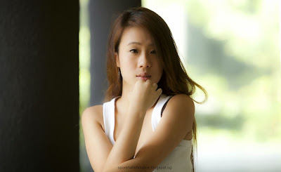 Singapore Hallsters: Singapore nude model Cheryl Cherry Choe