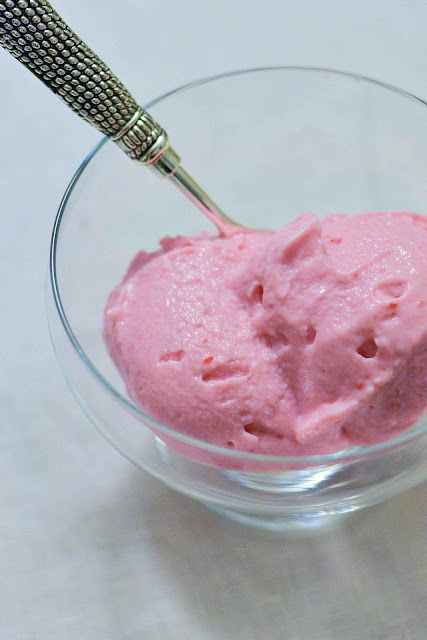 Little and Lovely: Best Frozen Yogurt Recipe (Red Mango knock-off)