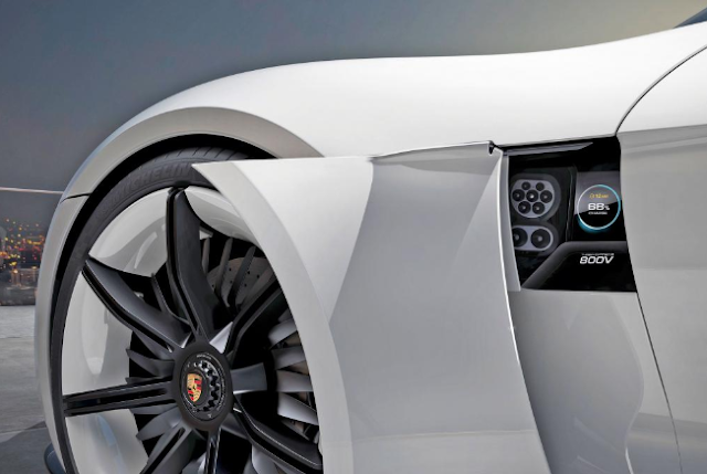 2020 Porsche Taycan Hybrid engine 2020 Porsche Taycan Hybrid engine