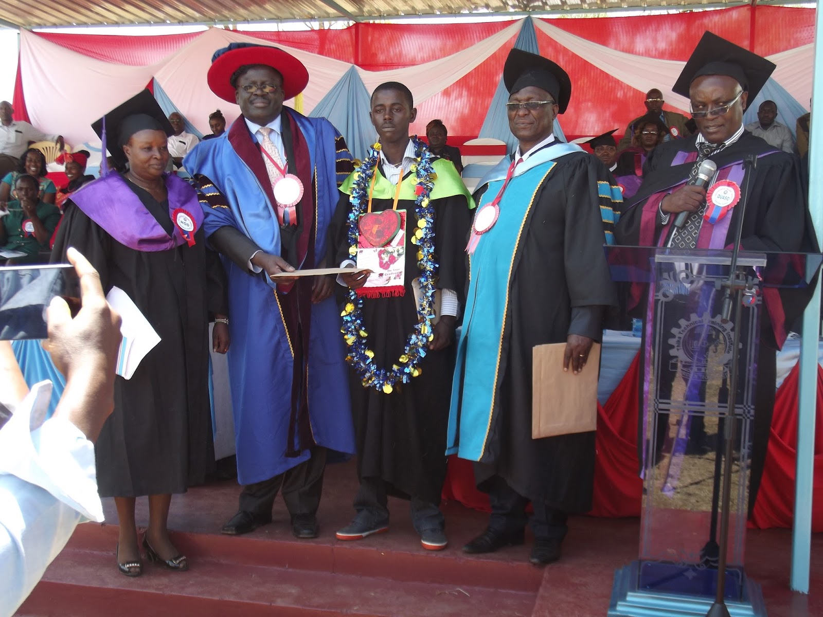 Thika Tech. Is Kenya’s 1st Institute To Adopt The ‘Smart Classroom’ En