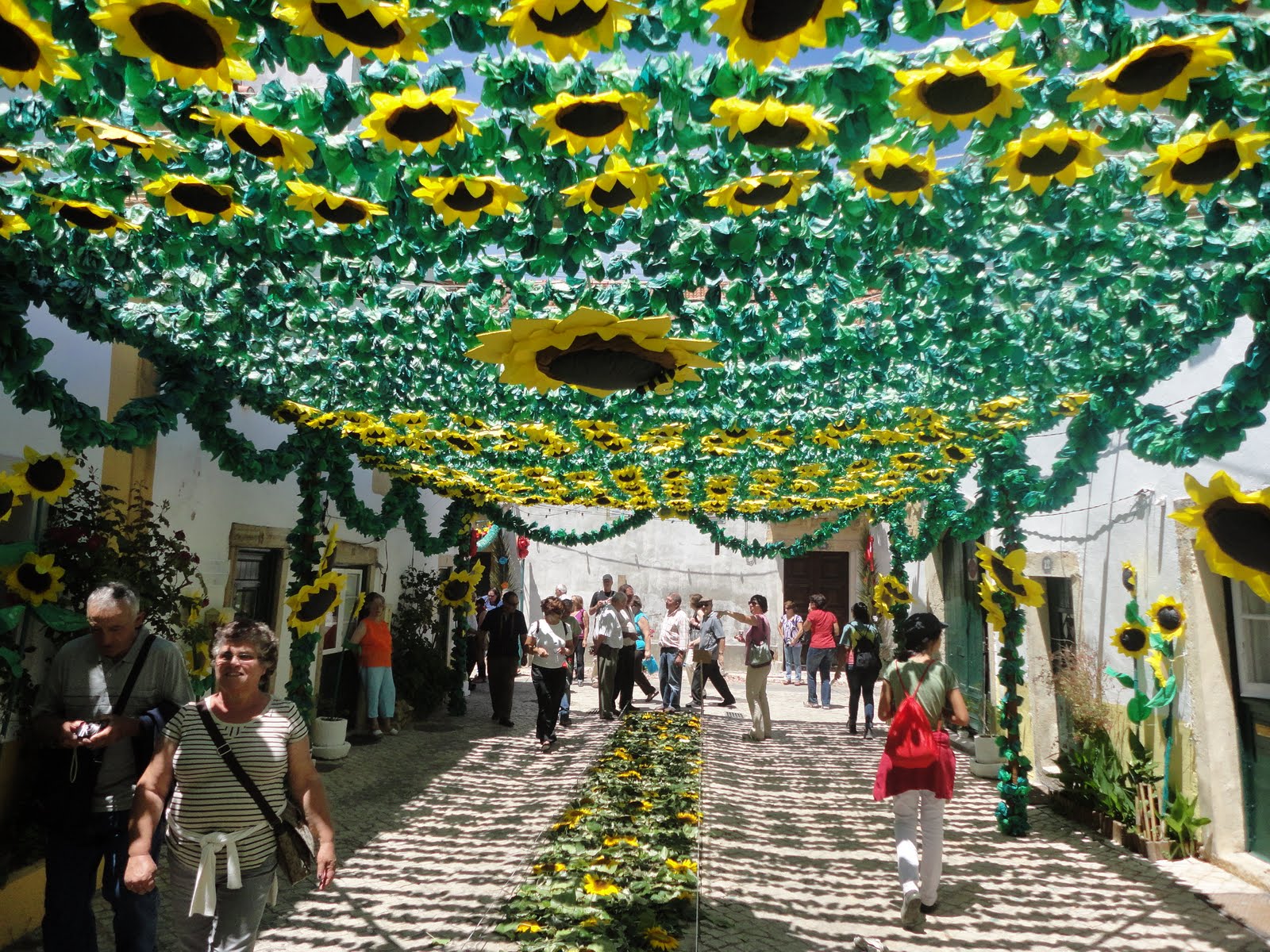 Turistas de fimdesemana Festa dos Tabuleiros Tomar (10.7.2011)