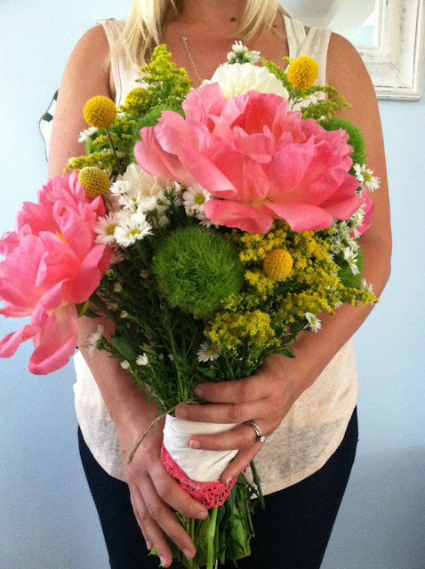 DIY wedding summer peony bouquet