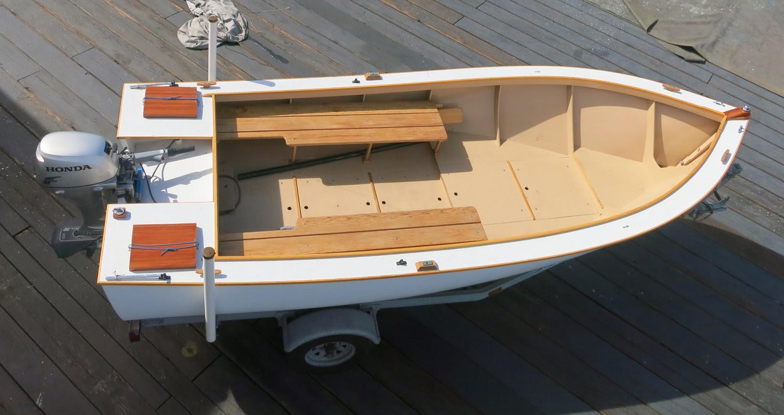 Wooden Boat Finder: 16 Ft Custom Wooden runabout