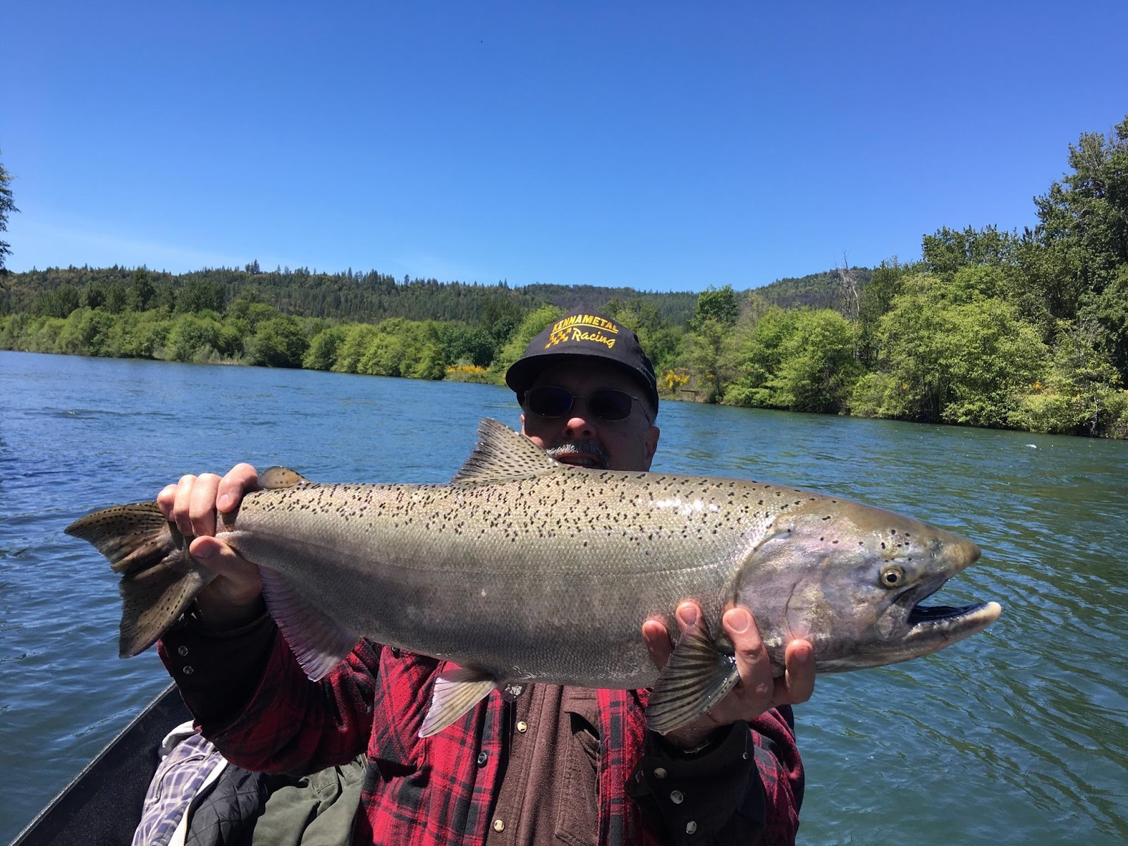 Guided Fishing on the Rogue and Umpqua Rivers' for Salmon and Steelhead in Southwest Oregon