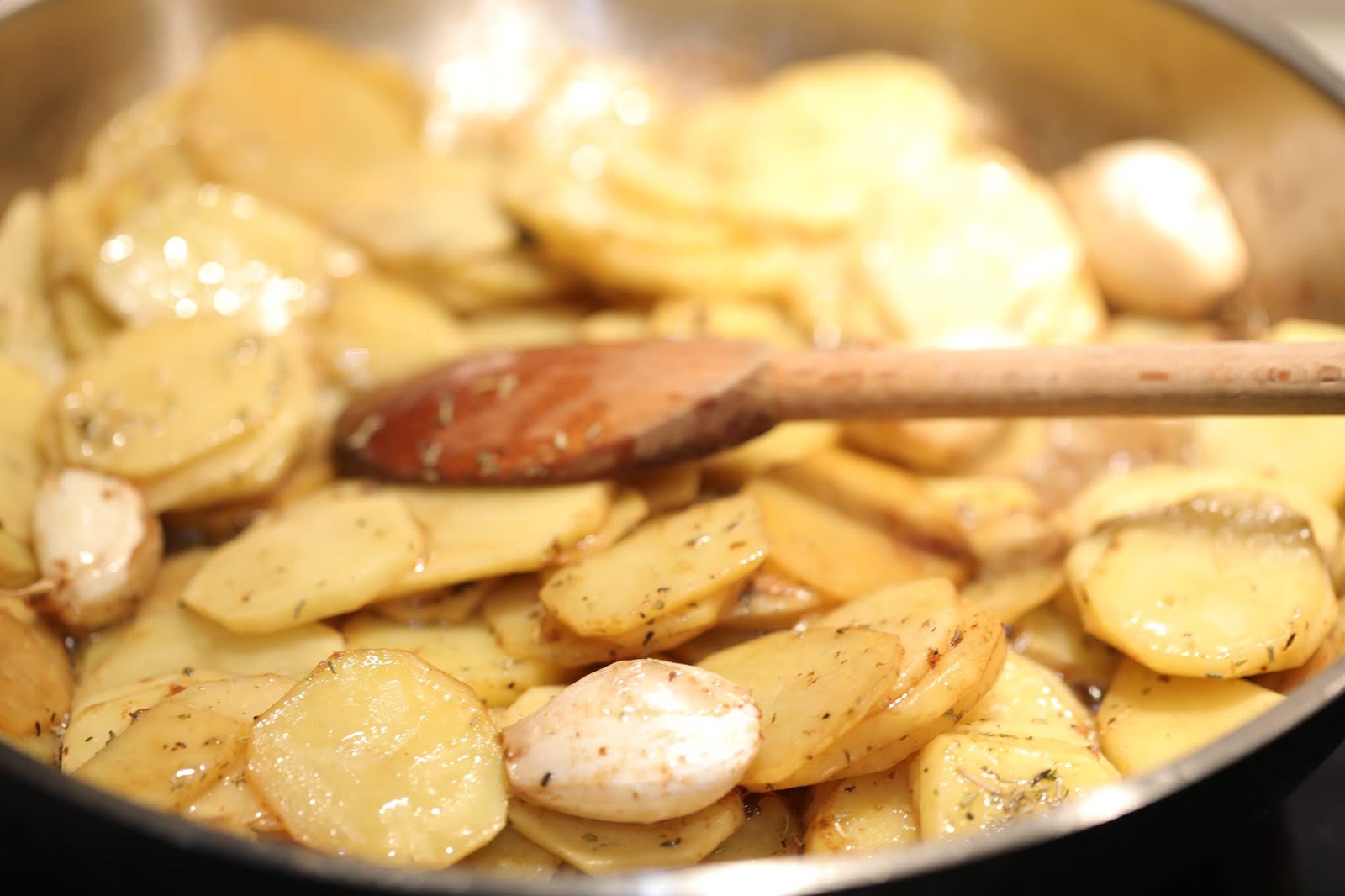Pommes de terre sautées au romarin A Prendre Sans Faim