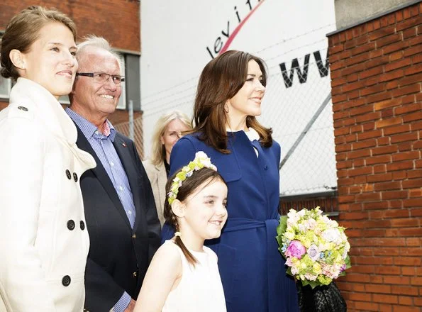 Crown Princess Mary of Denmark visited the workshop, "The Red Cross of the Capital" with the Mary Foundation in Copenhagen