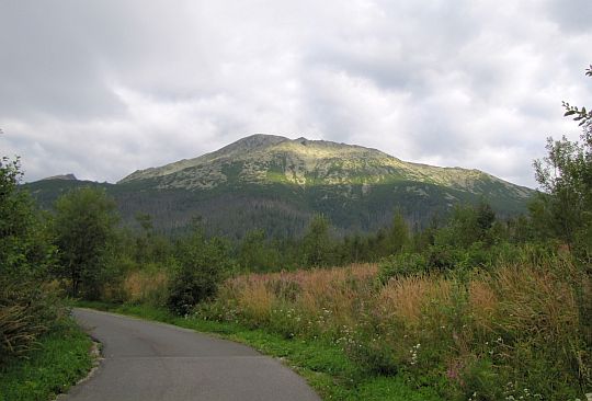 Sławkowski Szczyt (słow. Slavkovský štít, węg. Nagyszalóki-csúcs, niem. Schlagendorfer Spitze, 2452 m n.p.m.). Sławkowski Szczyt.