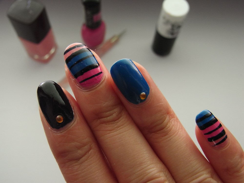 8. Abstract Japanese Nail Art for 2024 - wide 10