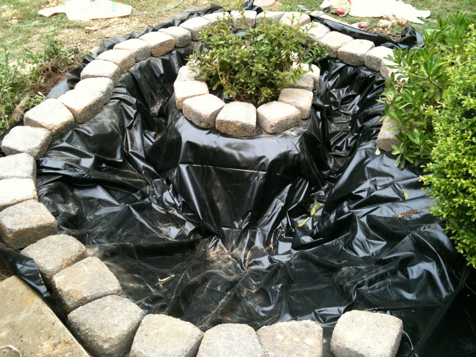 My DIY Addiction How to Make a Garden Pond
