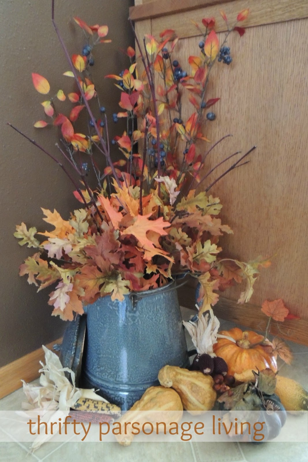 Thrifty Parsonage Living: FALL DECORATING FOR THE HOME