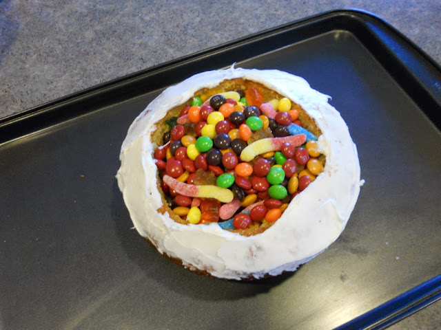 Pinata Cake #bowling #cake #pinata #birthday #party #cake #kids