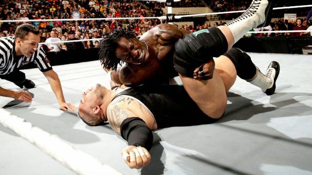WWE In live!!!!: R-TRUTH vs BRODUS CLAY