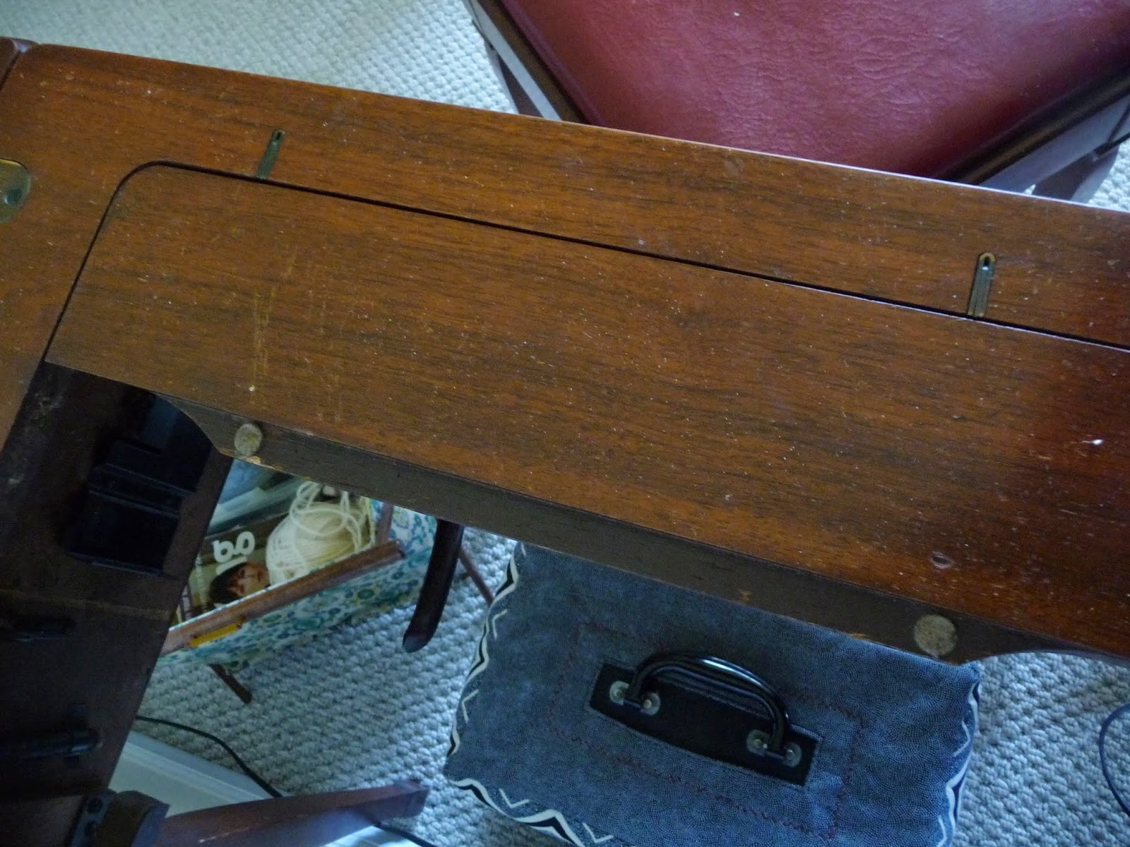 Reclaimed Stitches Singer for 301 I Found One!