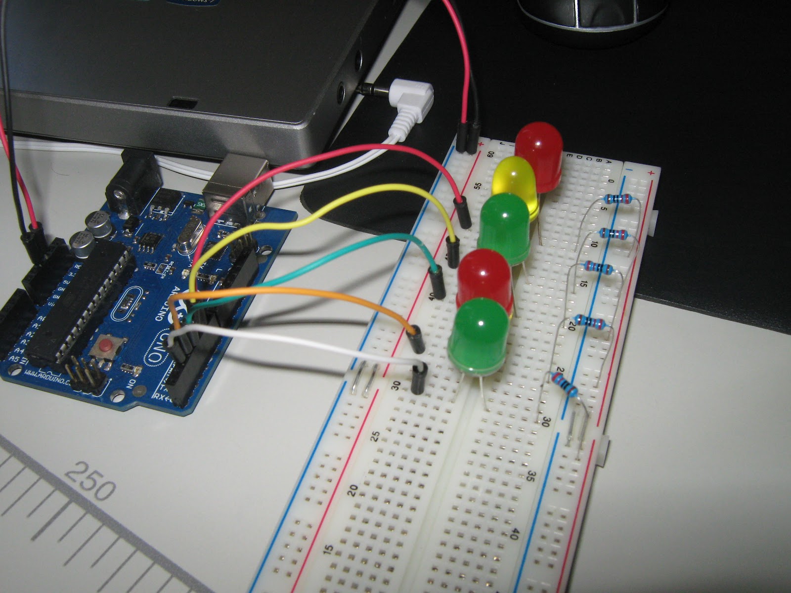 Sistema de semáforo simples arduino