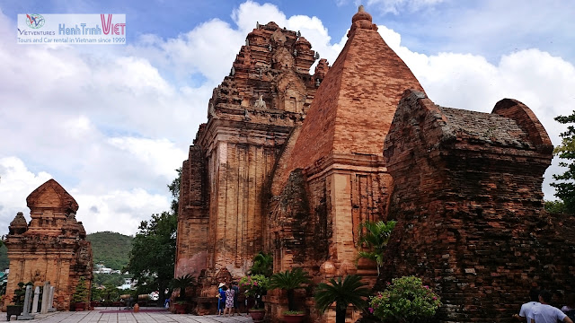 Tham quan Tháp chàm Ponaga ở Nha Trang