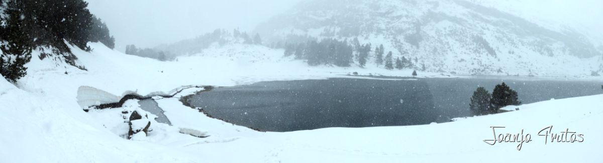 Panorama%2B5 001 - Mayo nevando en La Renclusa