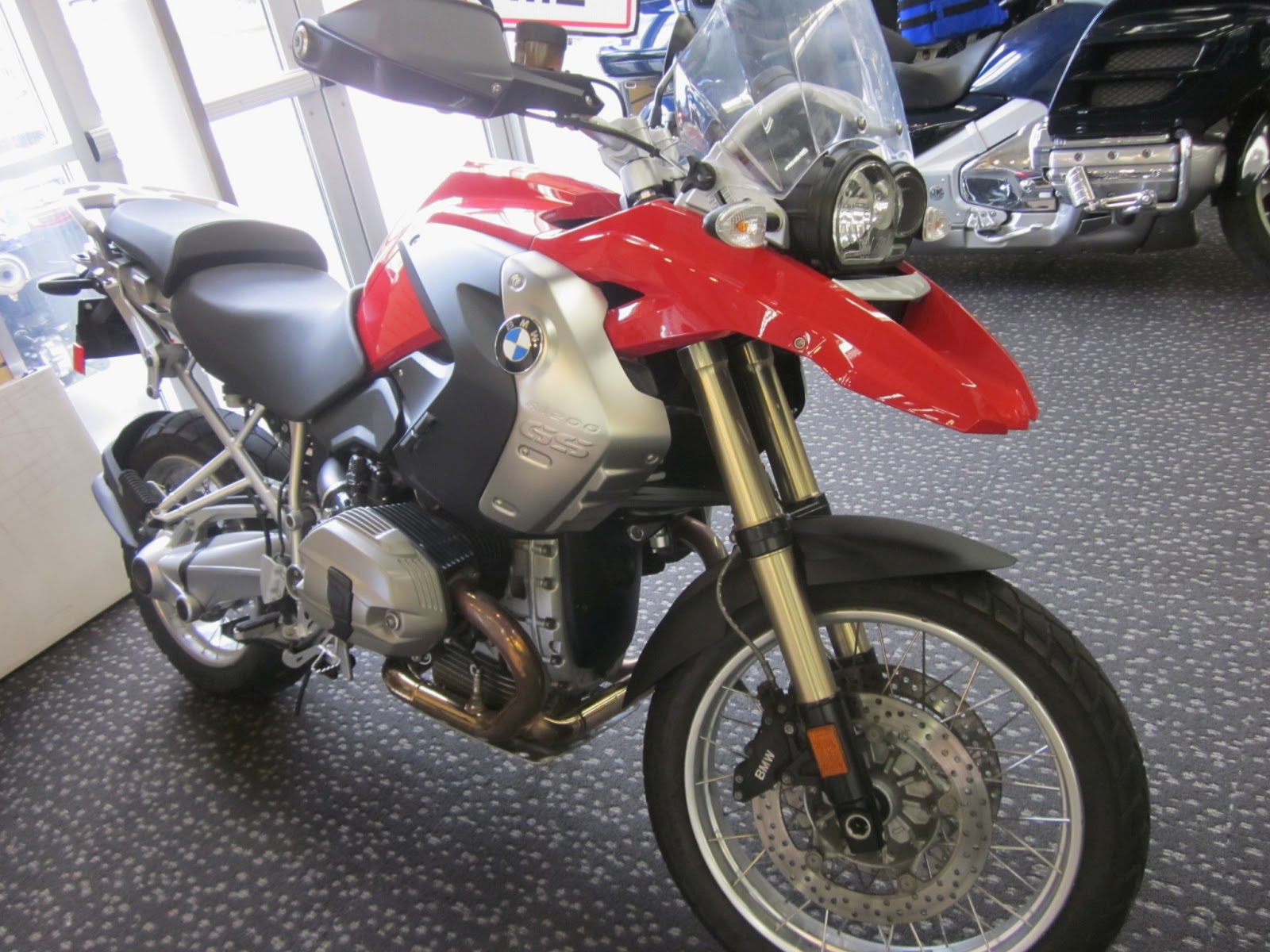 EagleRider Motorcycle Rental @ Minneapolis - St. Paul, Minnesota / 2014