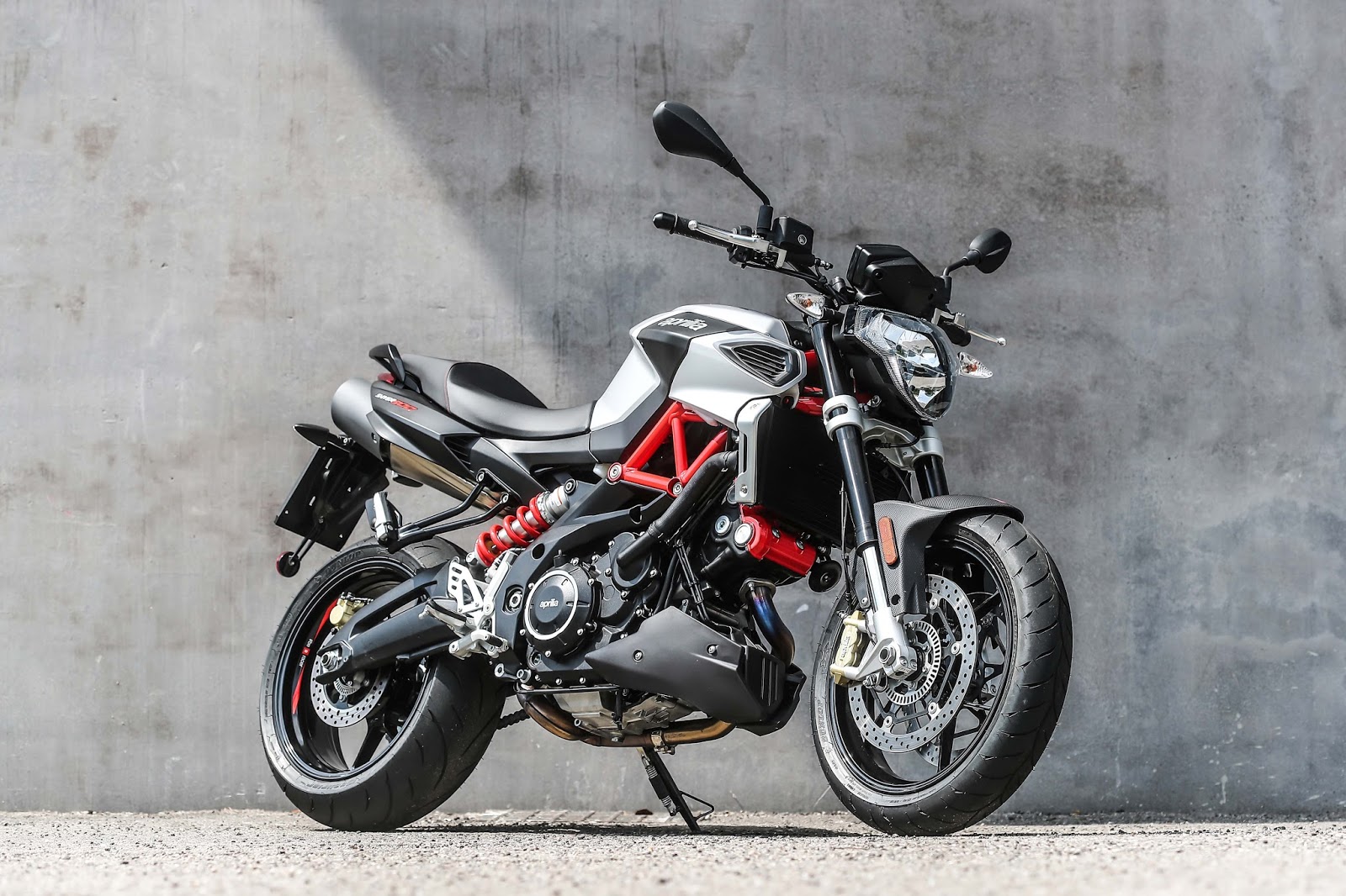 aprilia shiver 500