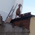 INUSITADO: Bode está à várias horas em cima de telhado na Zona Sul de Cajazeiras