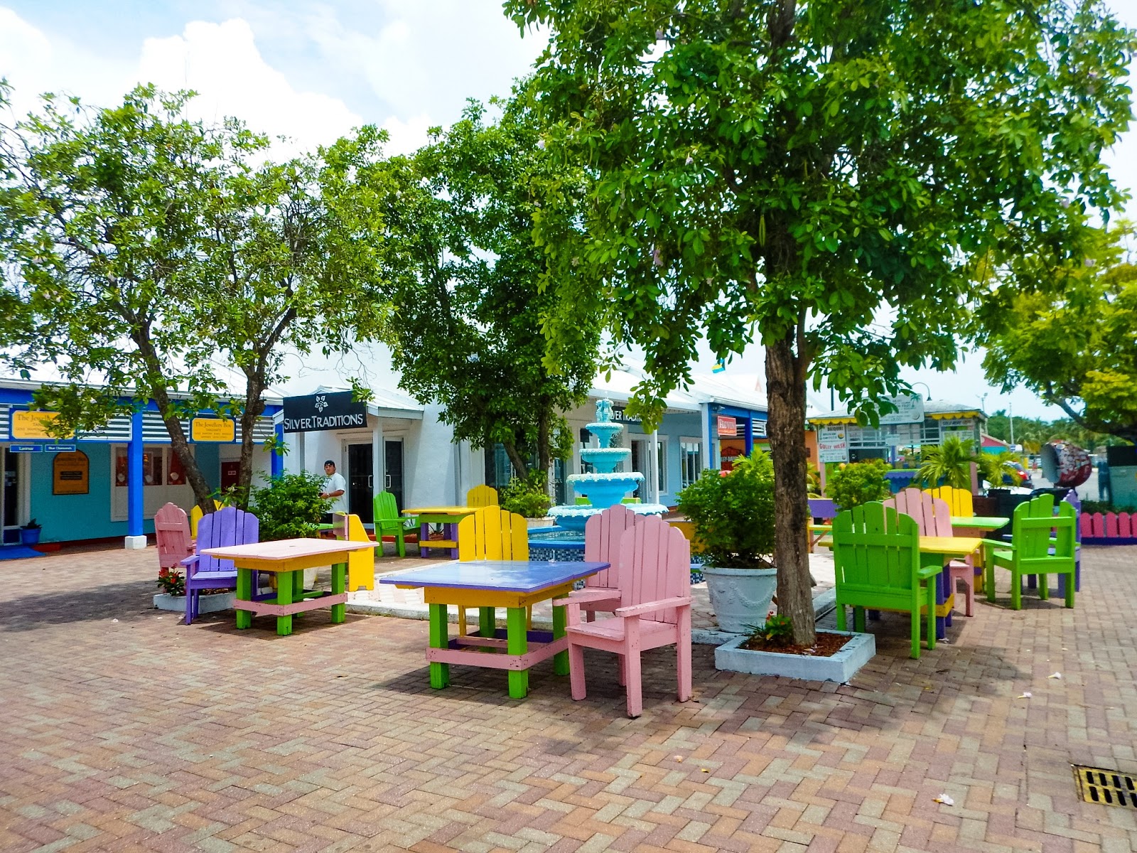 port lucaya marketplace