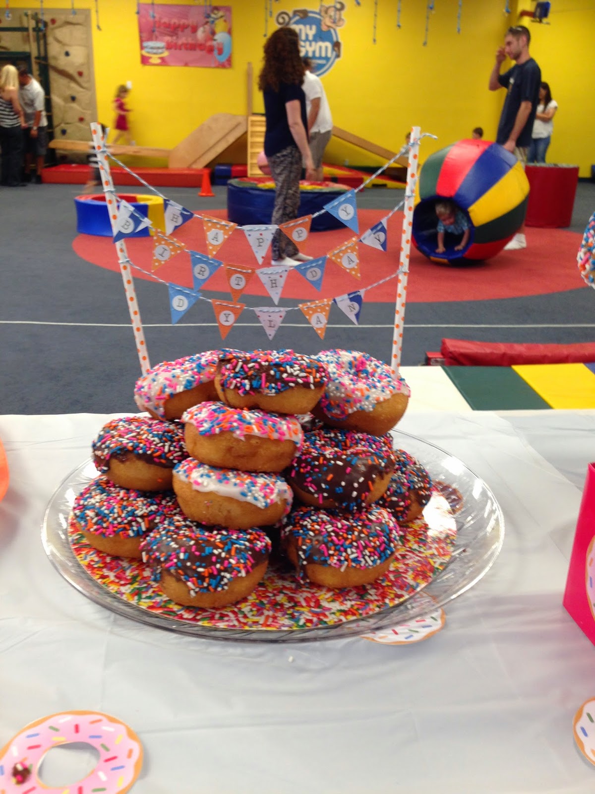 Party of 5: Donut birthday party