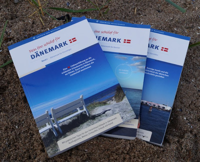 Wenn das Herz für Dänemark schlägt... Hier stelle ich Euch Kathrin vor, die die Dänemark-Reiseführer für fejo.dk geschrieben hat. Die Trilogie mit 3 Bänden und ganz viel Herz bekommt Ihr direkt im fejo.dk Shop. Wenn das Herz für Dänemark schlägt... Hier stelle ich Euch Kathrin vor, die die Dänemark-Reiseführer für fejo.dk geschrieben hat. Die Trilogie mit 3 Bänden und ganz viel Herz bekommt Ihr direkt im fejo.dk Shop.