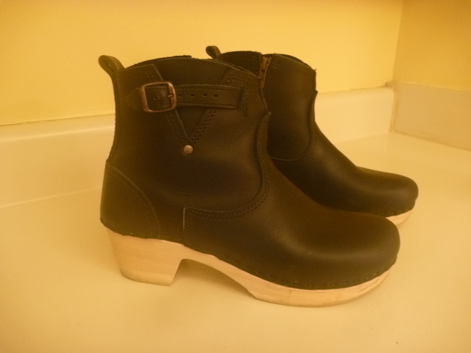 no 6 clog boots