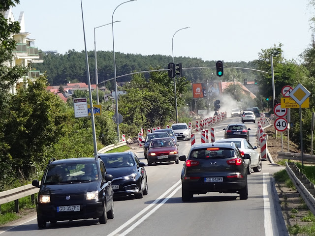 Remont Świętokrzyskiej - ruch wahadłowy - Czytaj więcej »