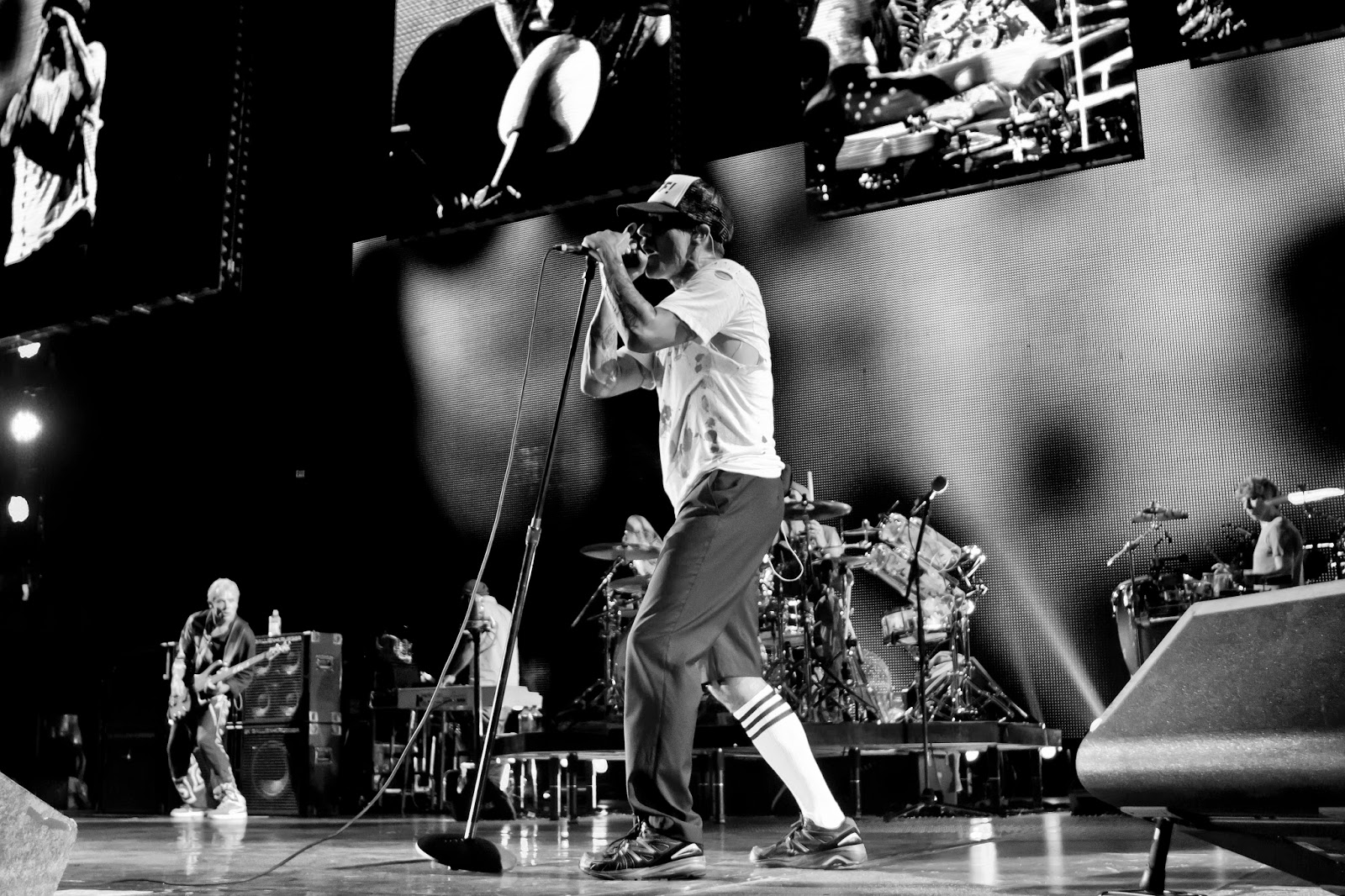 The Red Hot Chili Peppers Return to San Diego Concert Photos Magazine