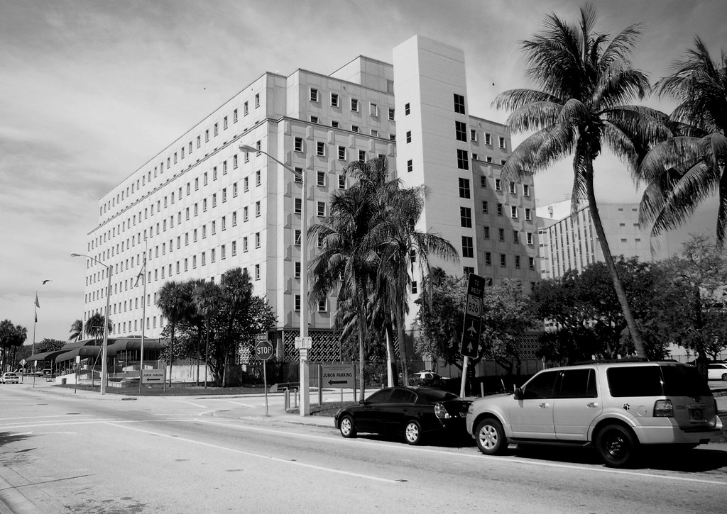 el imperio moderno richard e. gerstein justice building