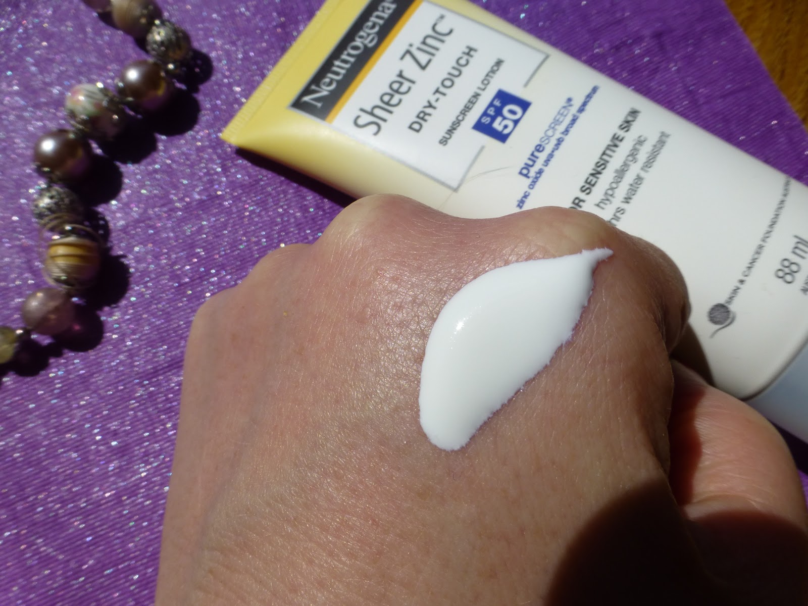 neutrogena zinc face