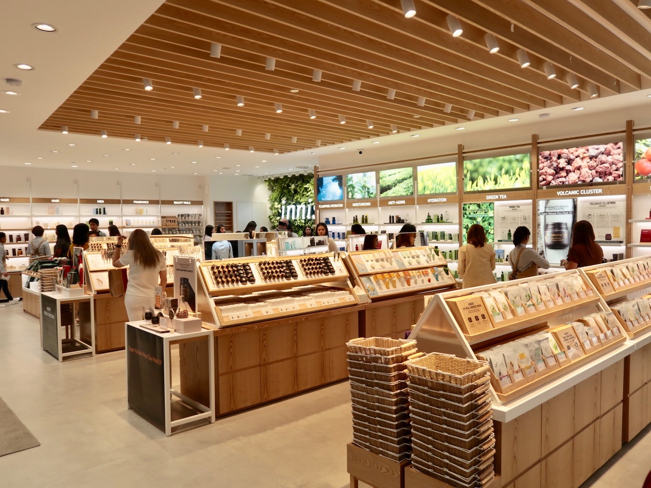Innisfree Opens in Manila First look at the SM MOA flagship store + Prices