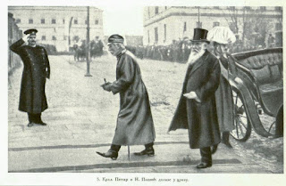 King Petar and N. Pasic going to Church.
