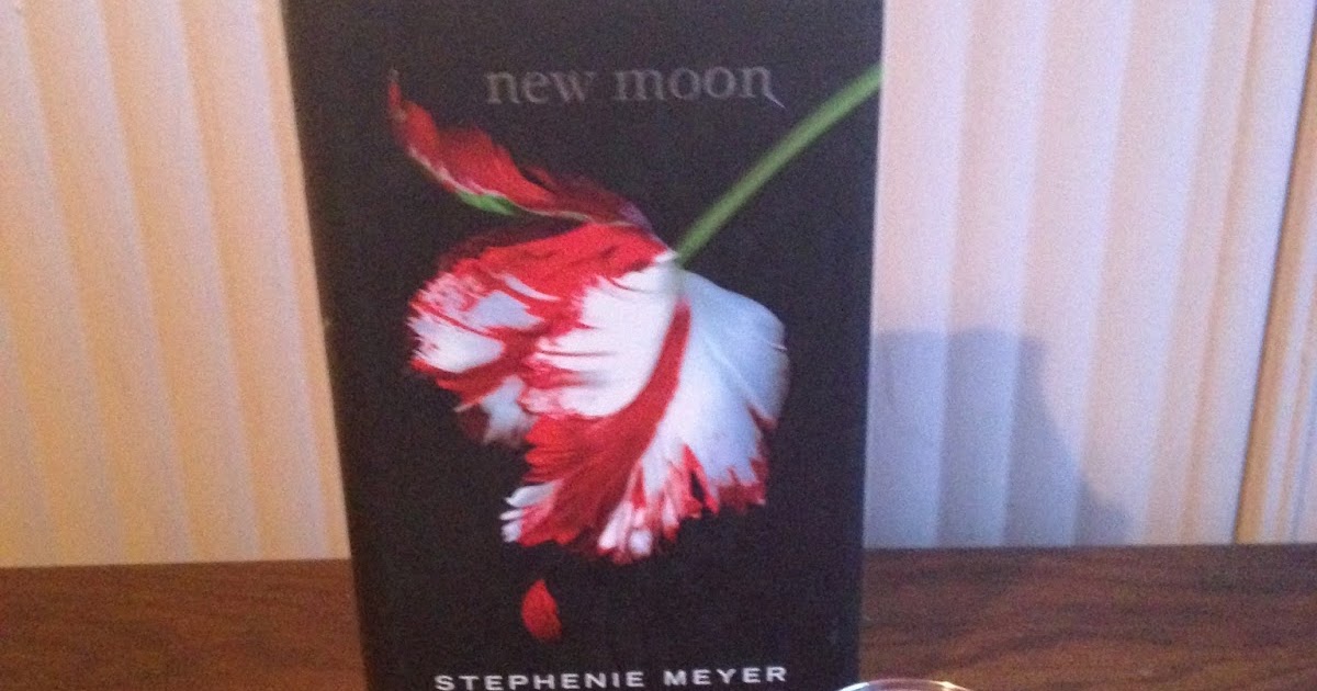 My review on the twilight new moon book 2