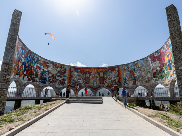 Wisata Satu Minggu Di Negara Kaukasus, Georgia, Azerbaijan dan Armenia Wisata Satu Minggu Di Negara Kaukasus, Georgia, Azerbaijan dan Armenia