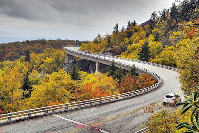 Jembatan Ekstrim Dunia (Linn Viaduct Cove) Jembatan Ekstrim Dunia (Linn Viaduct Cove)