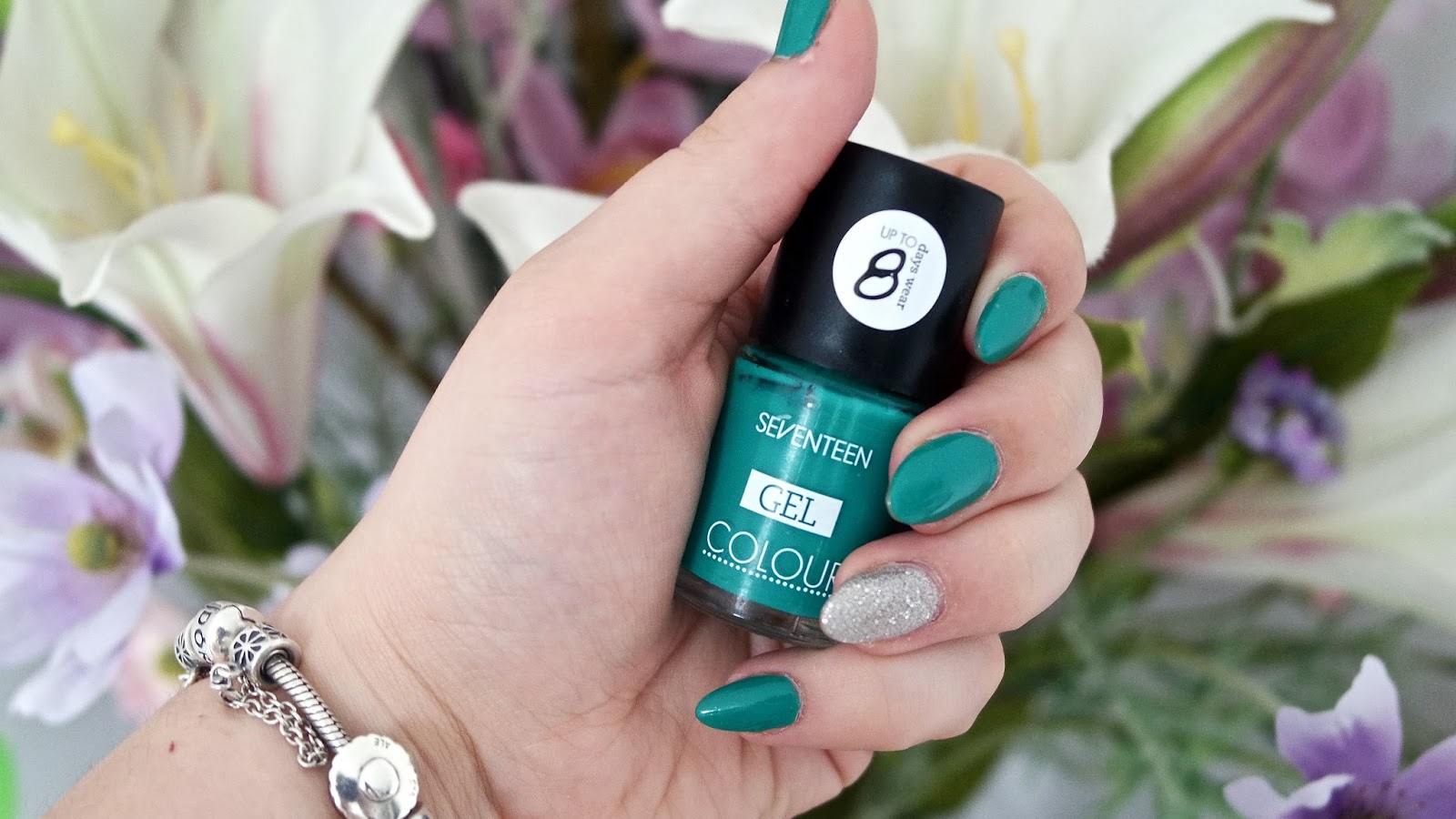 Emerald Tropics Nails Seventeen - Five Happy Things