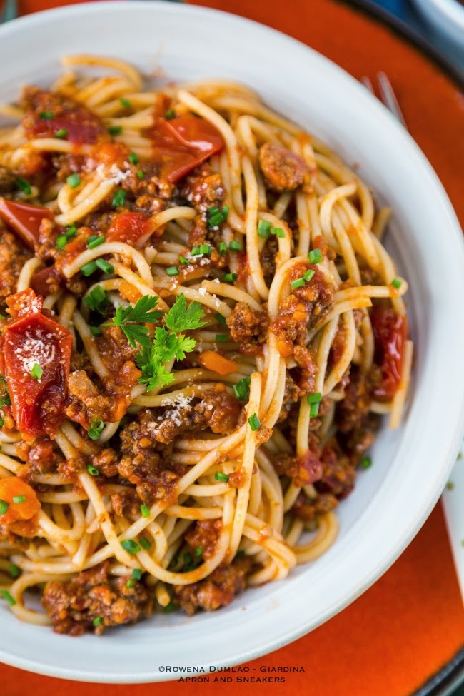 Slow Cooker Italian Spaghetti Meat Sauce or Ragù