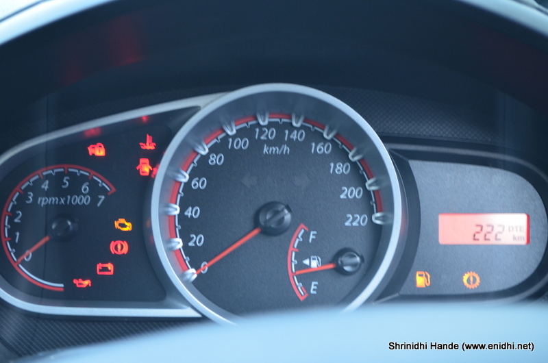 Ford Figo ZXi 2013 Review eNidhi India Travel Blog