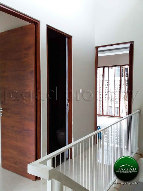 Rumah Baru 2 Lantai jalan Magelang Km 4 Rumah Baru 2 Lantai jalan Magelang Km 4