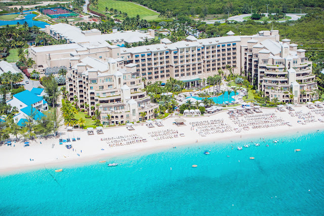 The Ritz-Carlton Grand Cayman manages to elevate this tropical paradise. The resort, with two towers, houses a collection of amenities including six restaurants, la prairie spa, two outdoor pools, a family-friendly waterpark, the island’s largest meeting ballroom and golf, tennis and basketball.