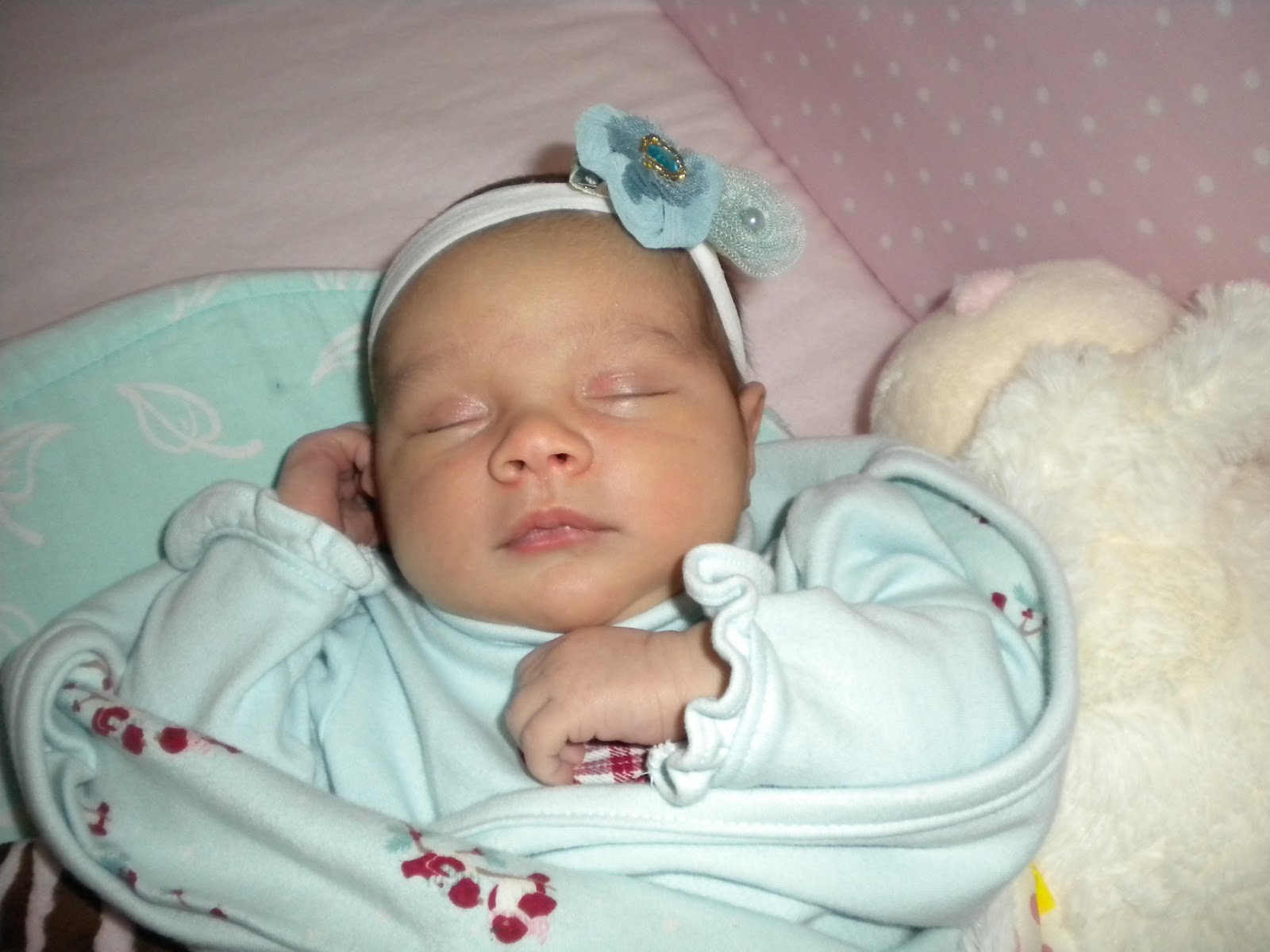 Nice to be a Neese Baby's are born without necks...right?