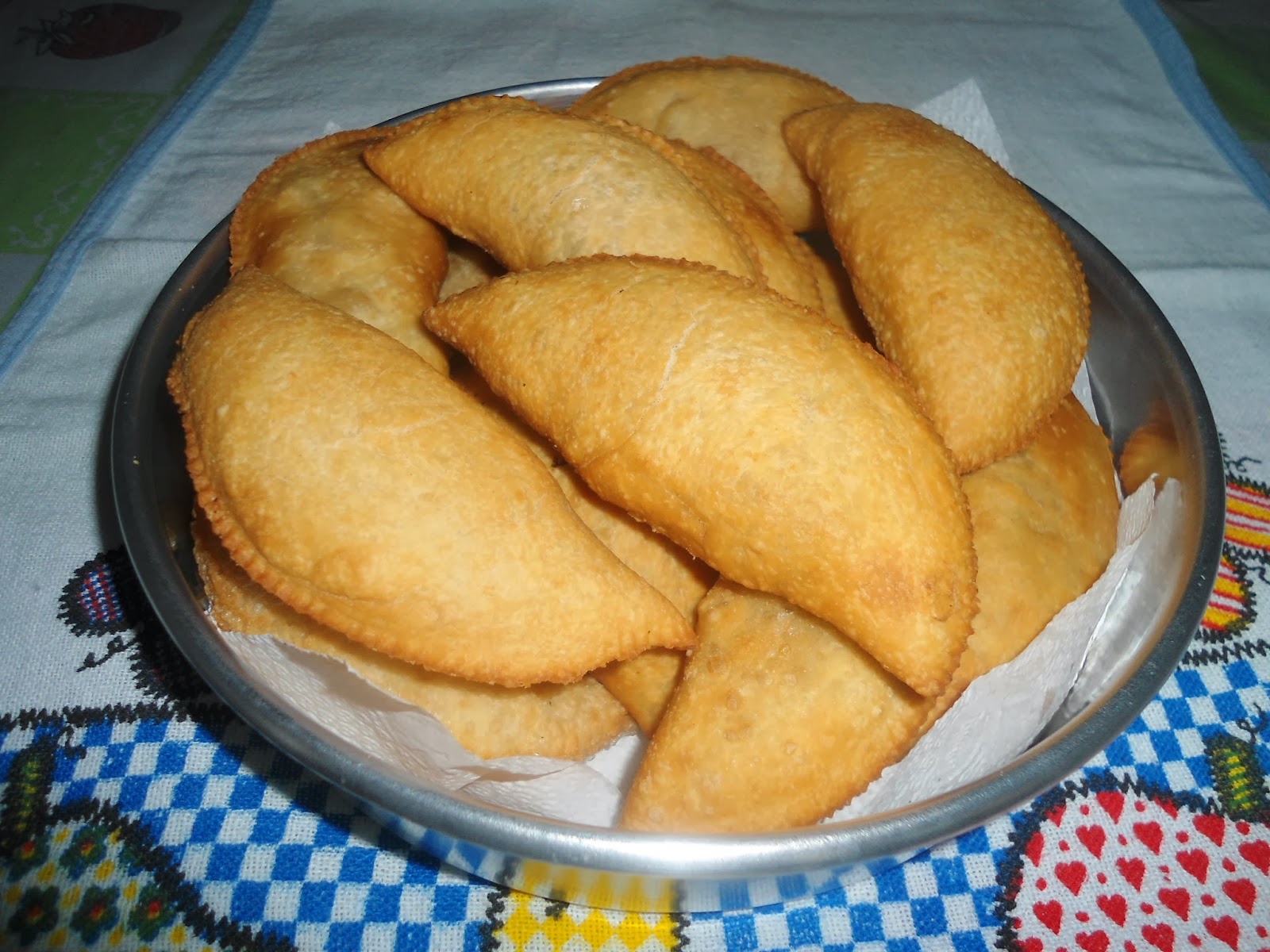 Cozinha da Niva Pastel com massa caseira