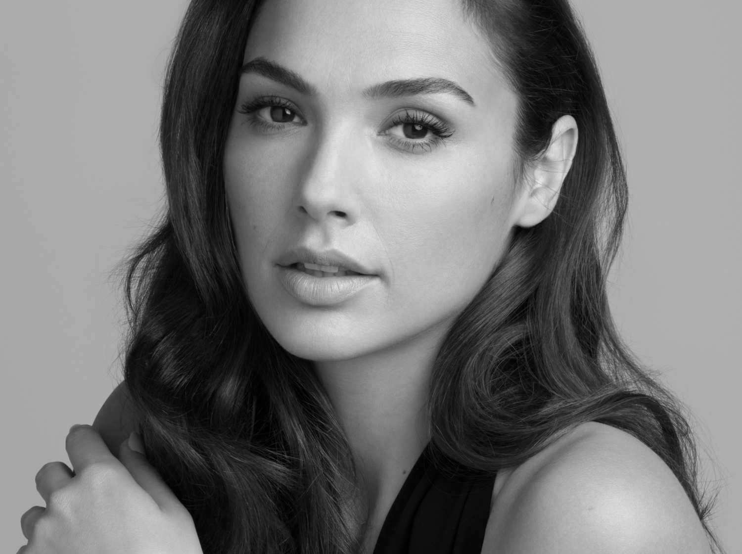 Gal Gadot (1984): Israeli actress and model - Women Worldwide Blog Beautiful woman