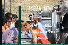 Lovers kissing at Paella restaurant, Barceloneta