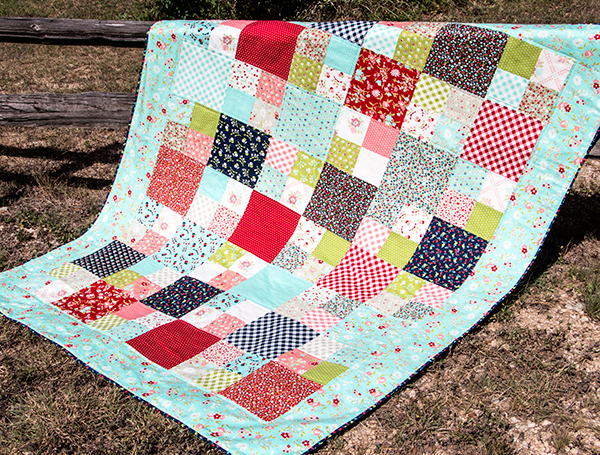 Fat Quarter Shop's Jolly Jabber: Layer Cake Checkmate: Free Pattern ...