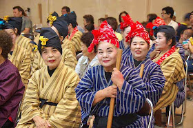 women in traditional clothing, Ryukyu dance