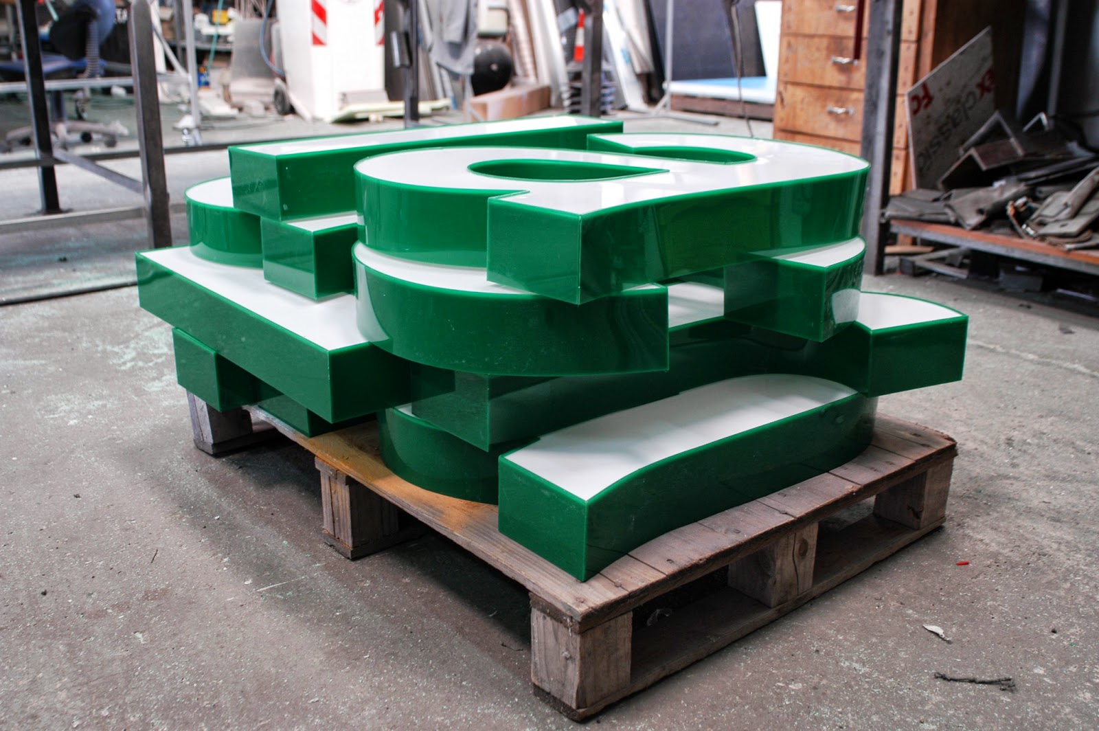 Visual Impact Insegne Pubblicitarie Prezzario a LED ...